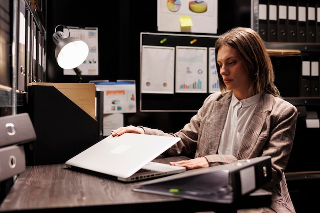 Market Context Briefings